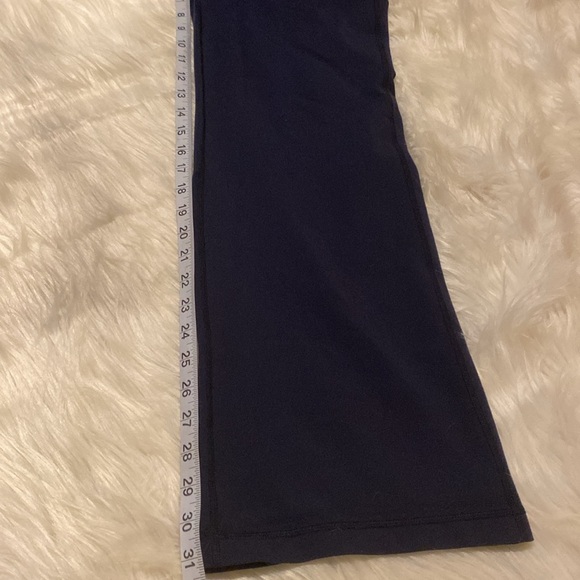 LULULEMON Yoga Pants Women’s Size 10 LULULEMON Wide Leg Stretch Workout Pants - Picture 6 of 12